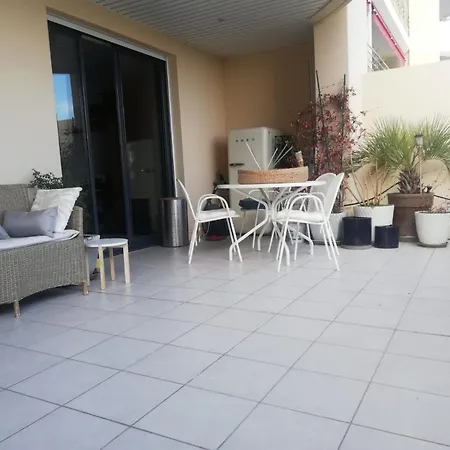 T2 Imperial Apartment